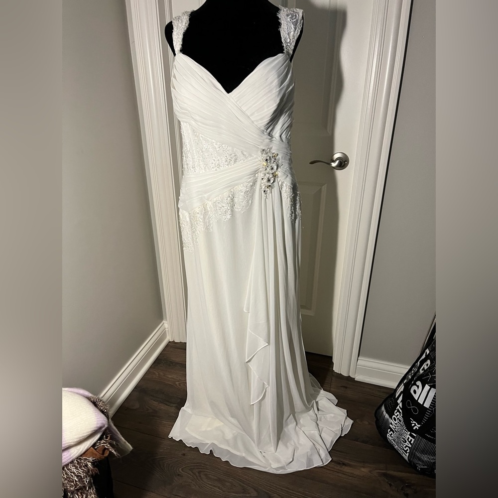 White Long Mon Cheri Dress